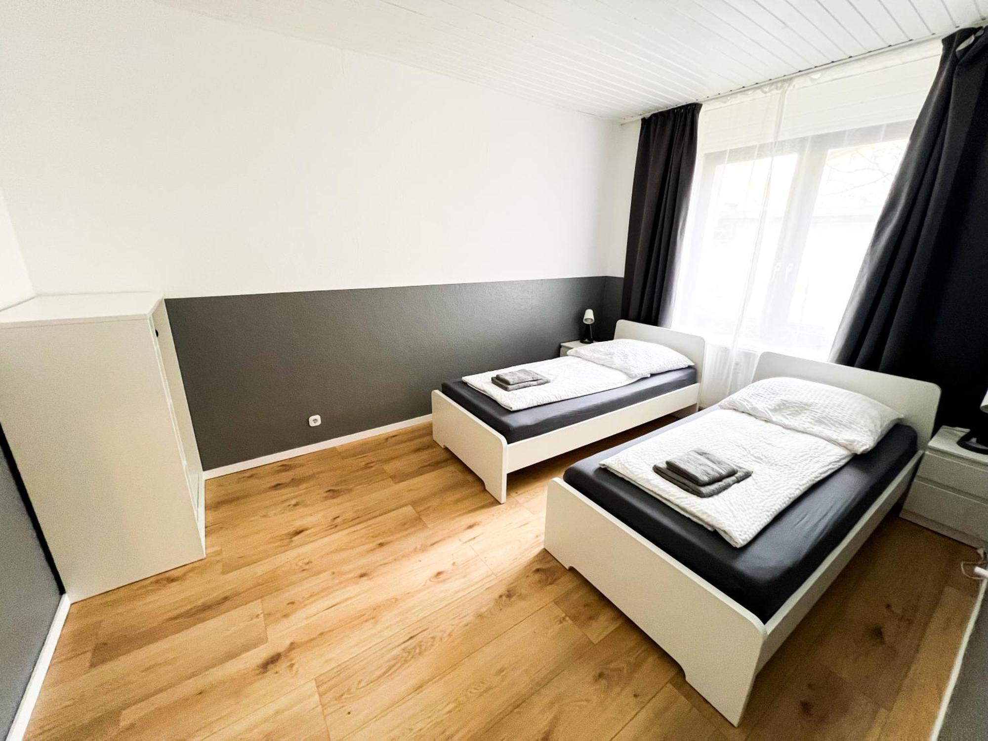 Krefeld House - 20 Min To Dus Airport & Messe Apartment Екстериор снимка